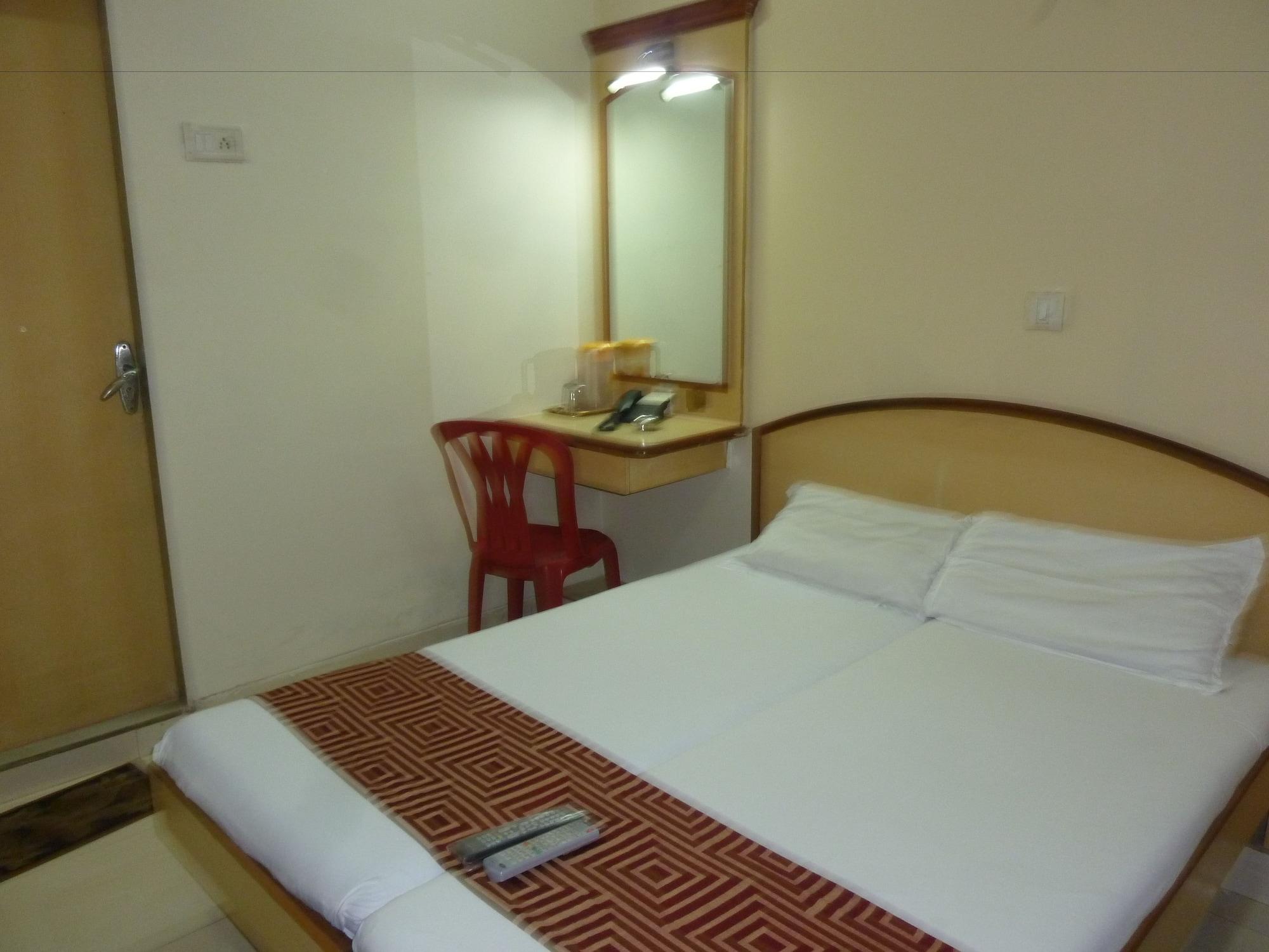 Hotel New Bengal Mumbai  Buitenkant foto