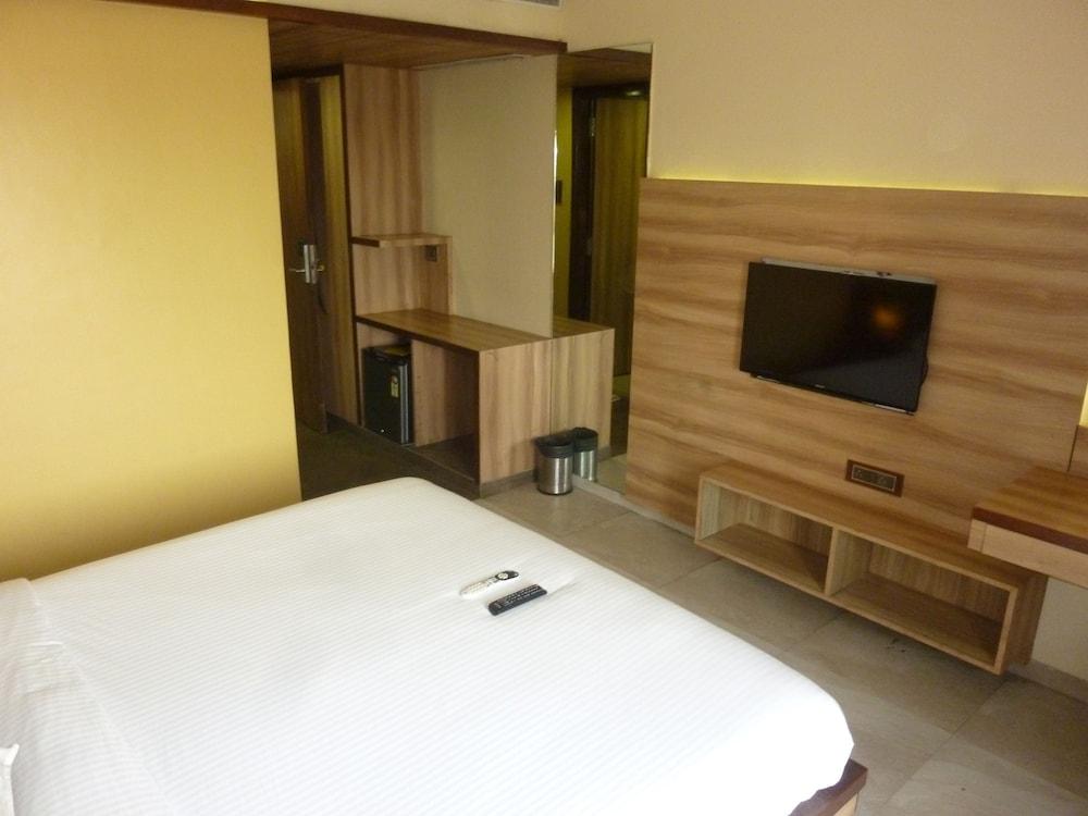 Hotel New Bengal Mumbai  Buitenkant foto