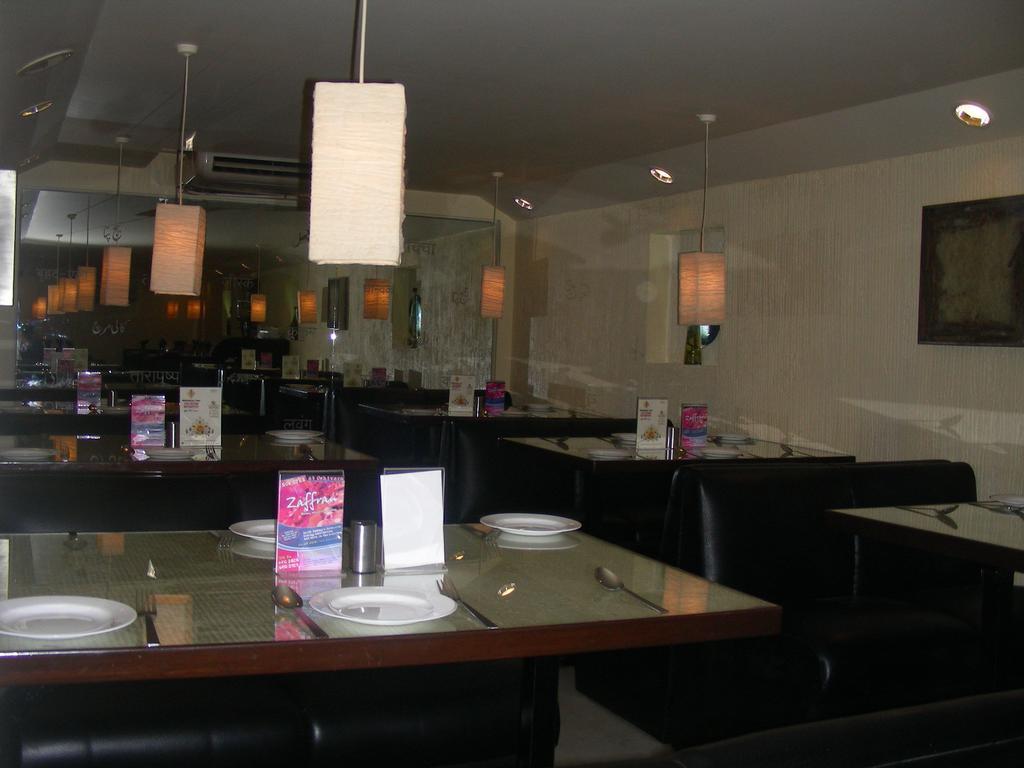 Hotel New Bengal Mumbai  Buitenkant foto