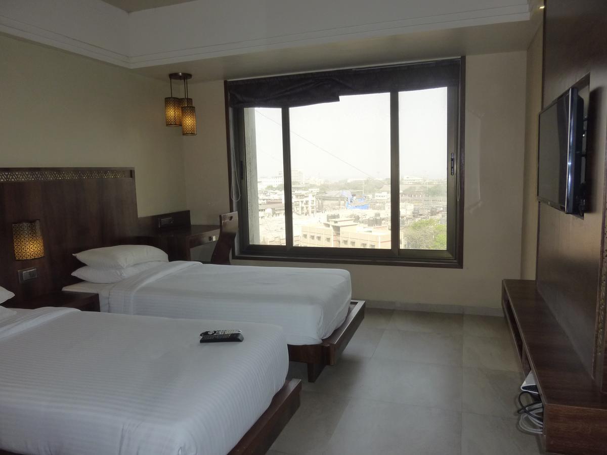Hotel New Bengal Mumbai  Buitenkant foto