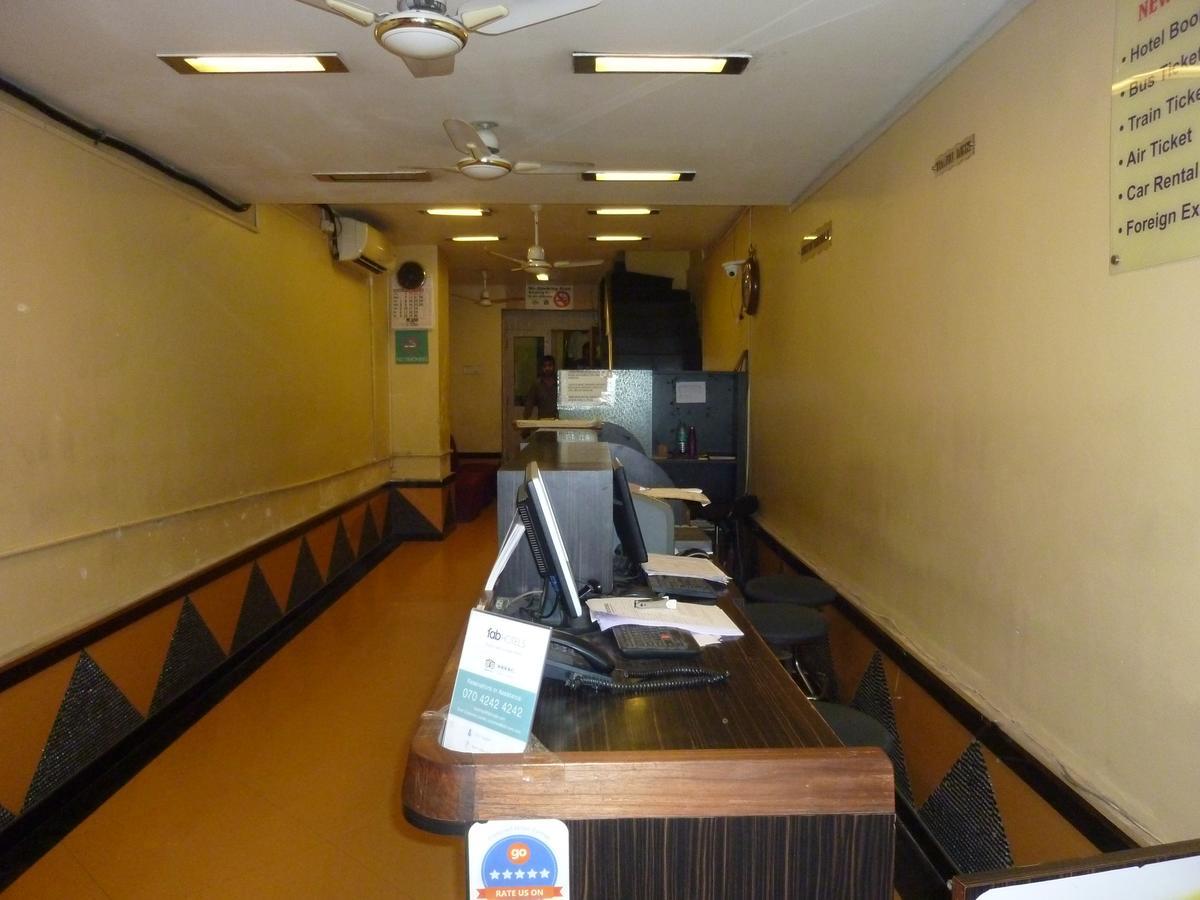 Hotel New Bengal Mumbai  Buitenkant foto