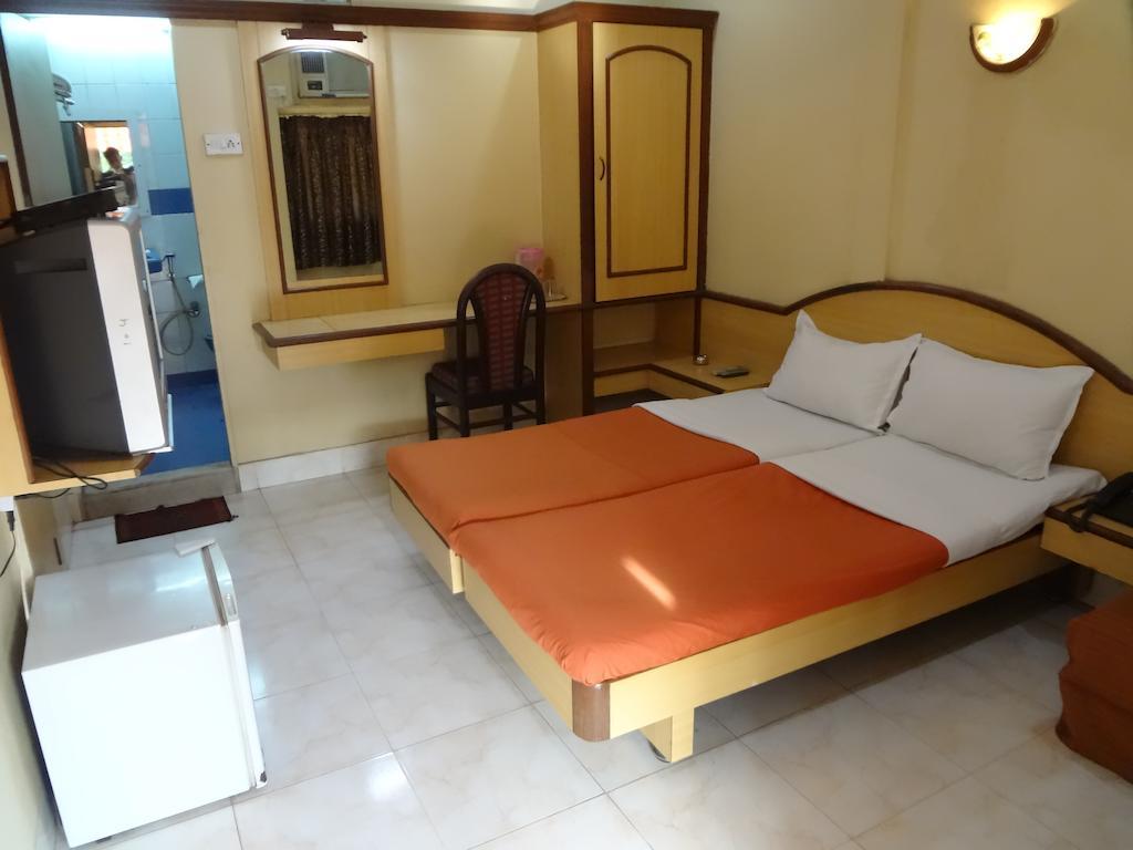 Hotel New Bengal Mumbai  Buitenkant foto